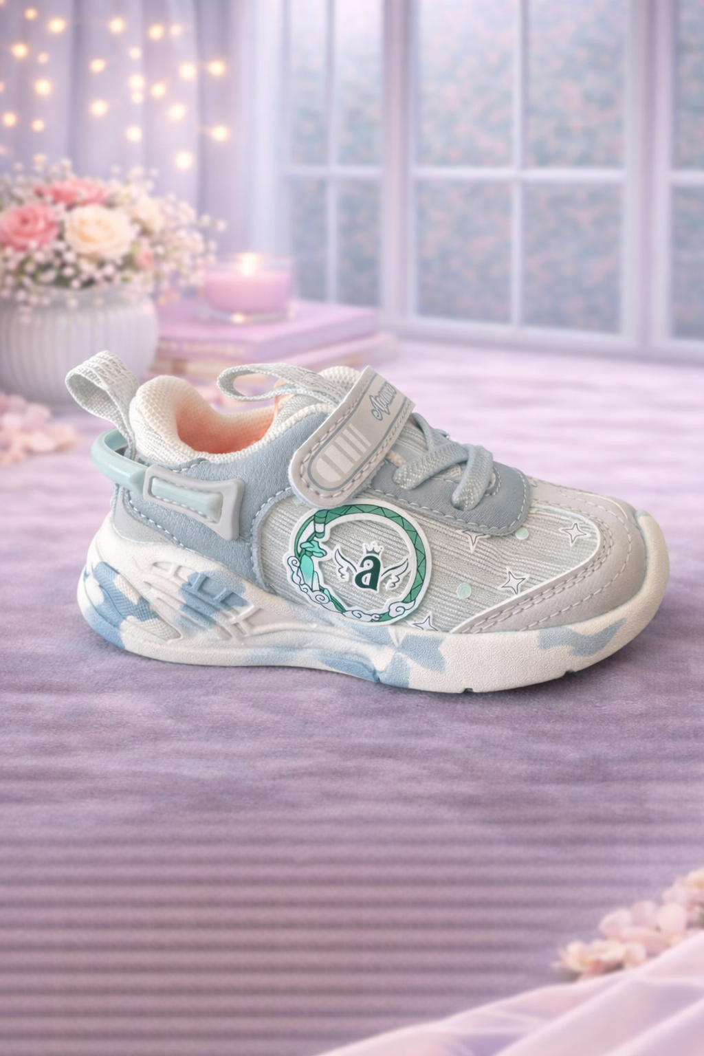 Lightweight Sport Trainers