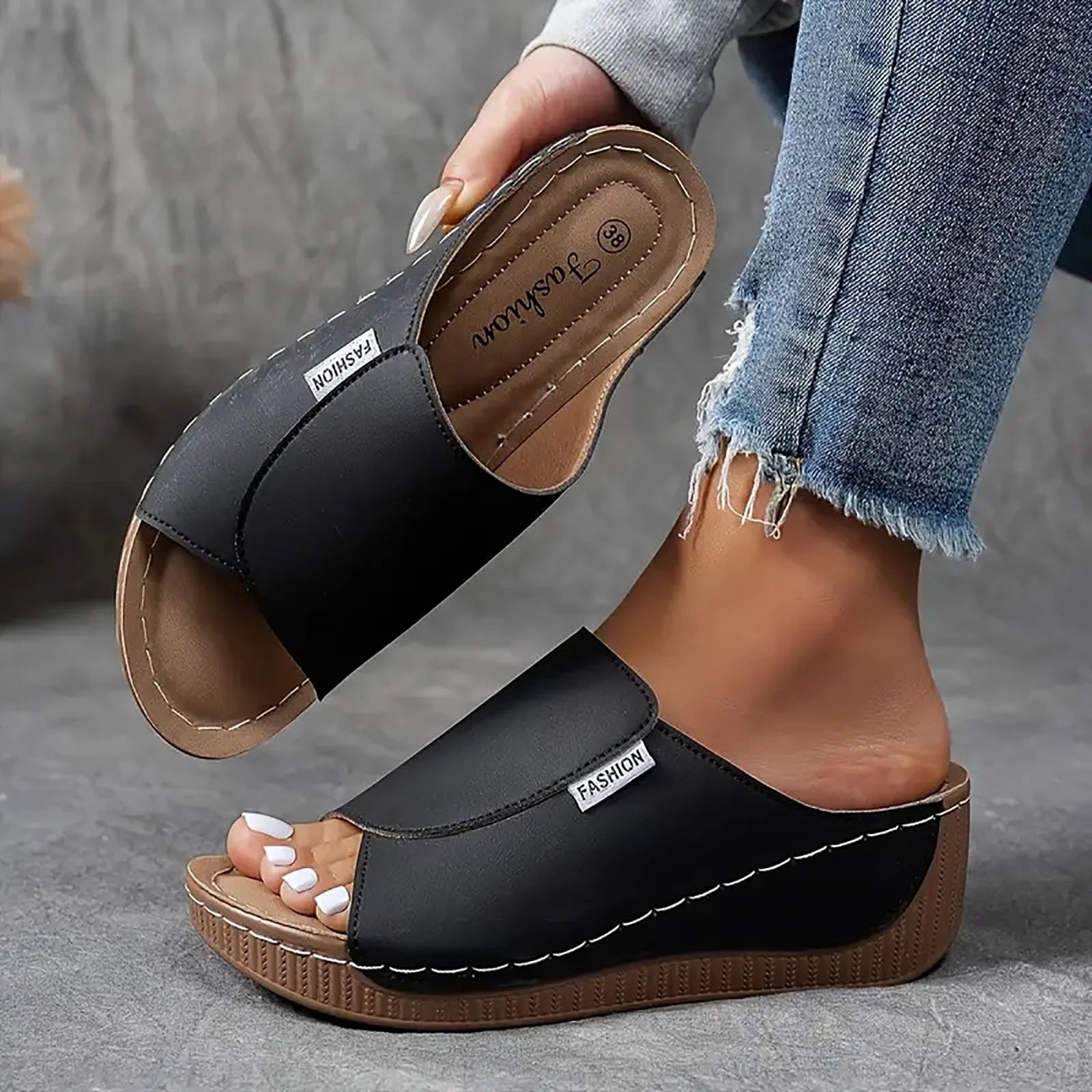 Platform slide on sandal