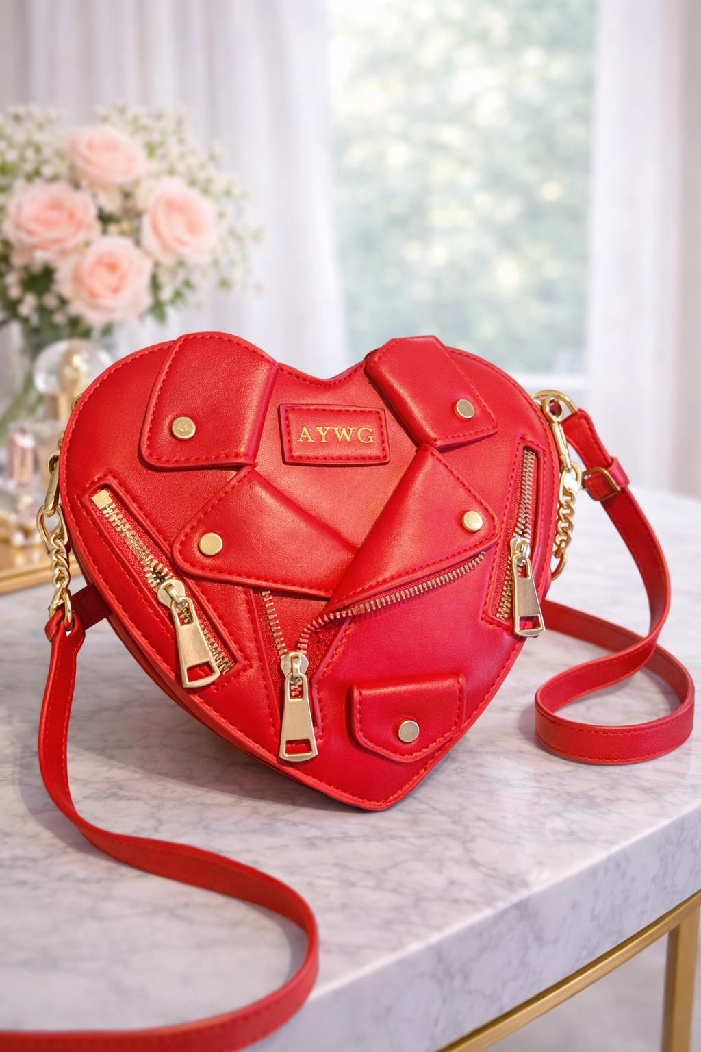 heart shape handbag