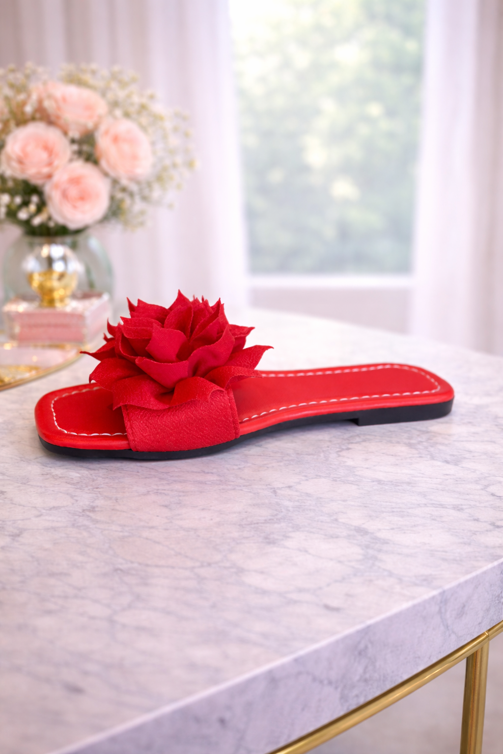 Flower detail slide on Sandal