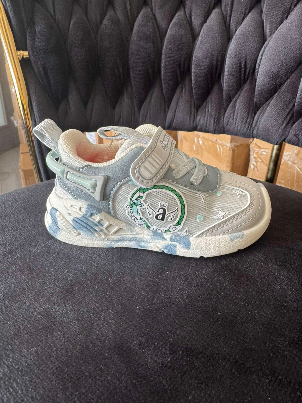 Lightweight Sport Trainers