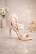 Wedding sandal with bow detail