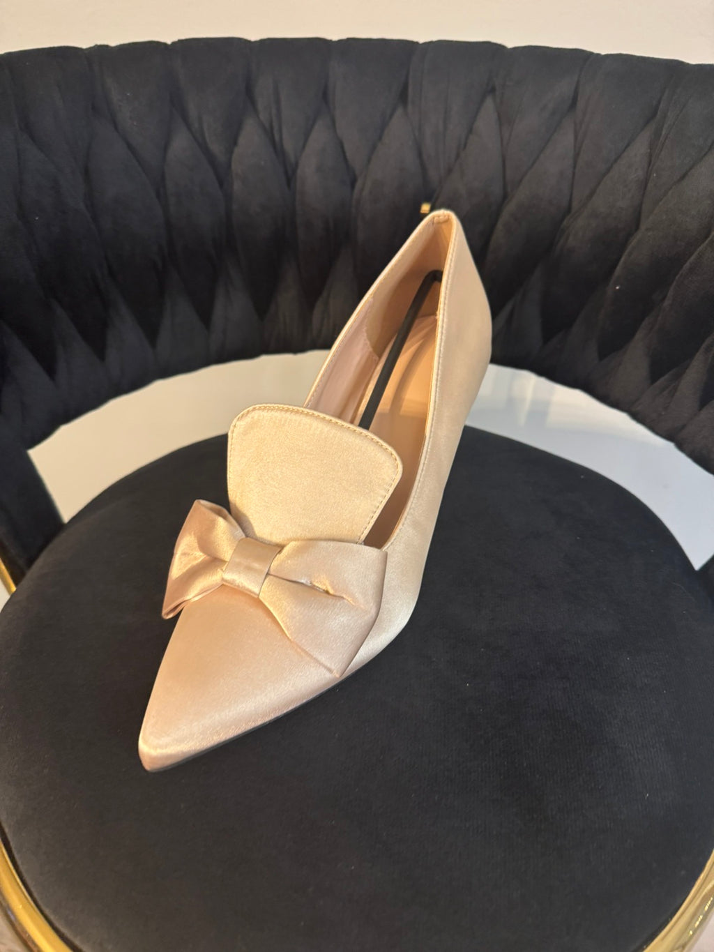 Bow detail satin high heel