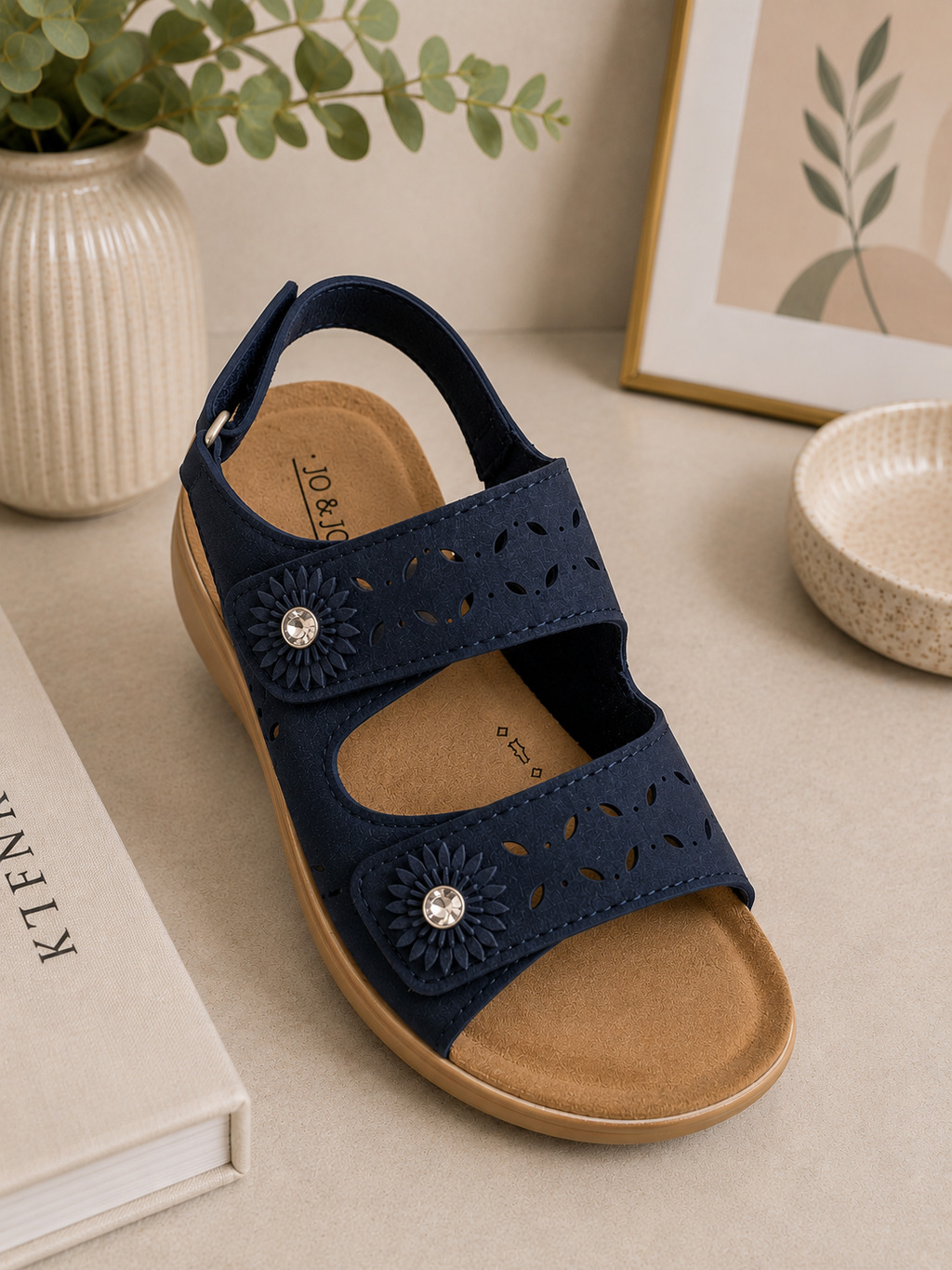 Ladies Velcro strap sandals