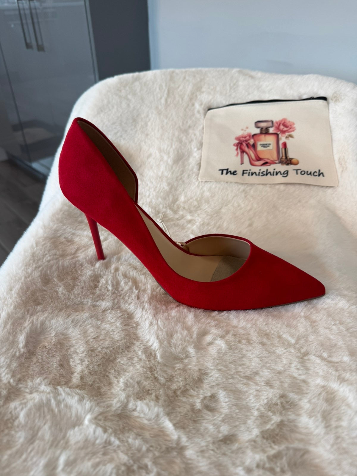 Classic heel