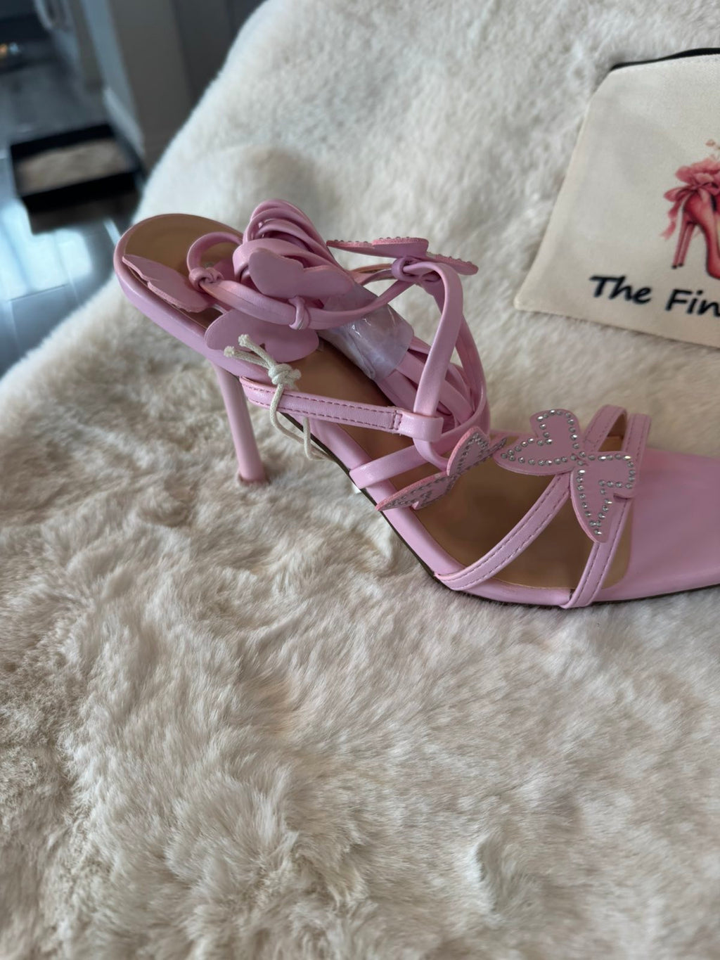 Wrap around heeled sandal