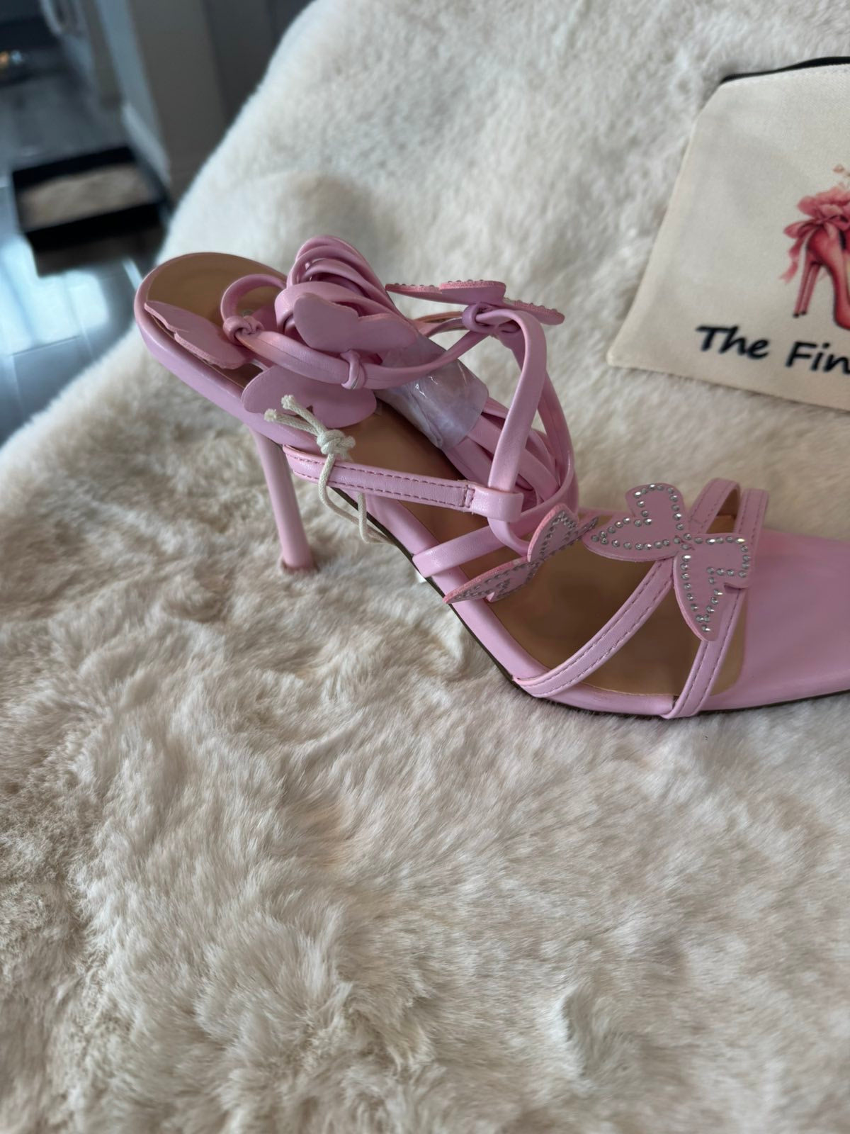 Wrap around heeled sandal