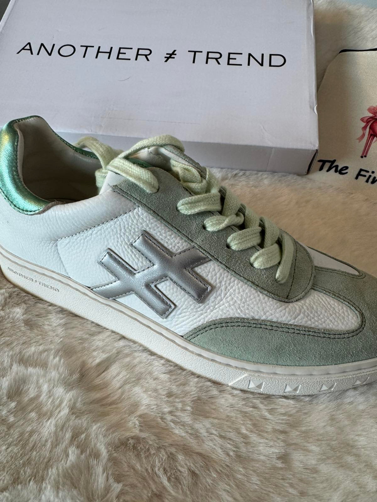 Another Trend trainers