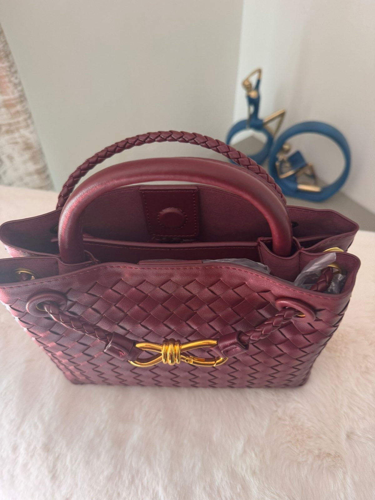 Knot detail woven bag