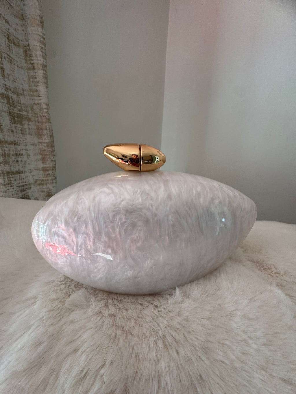 Oval Glossy handbag