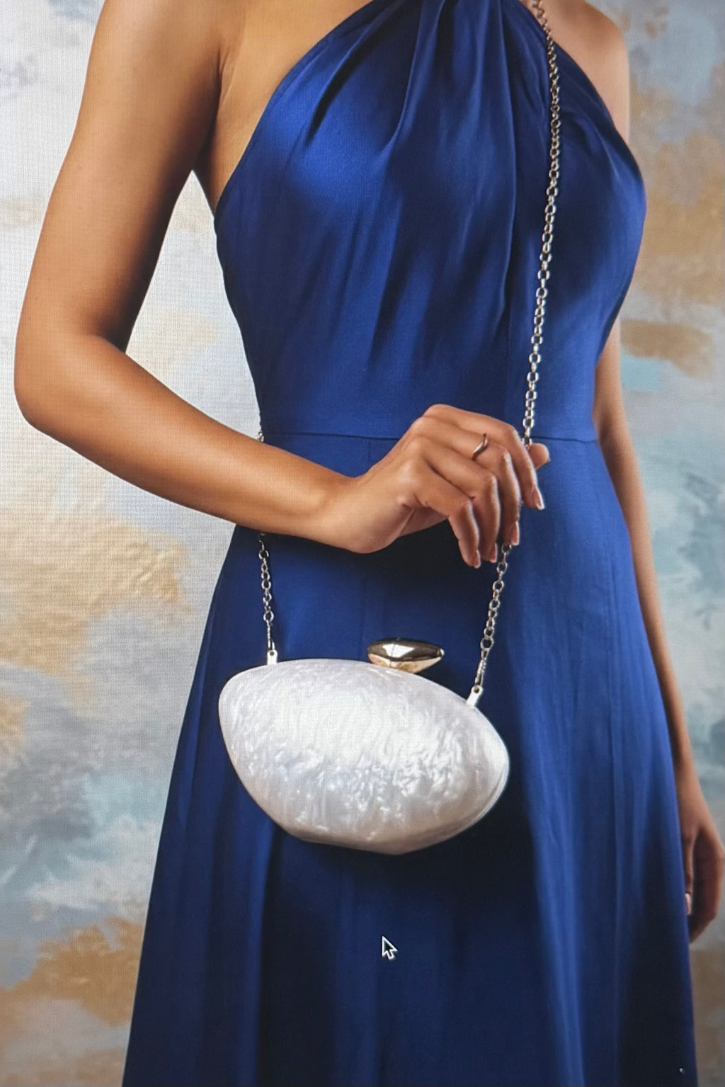 Oval Glossy handbag