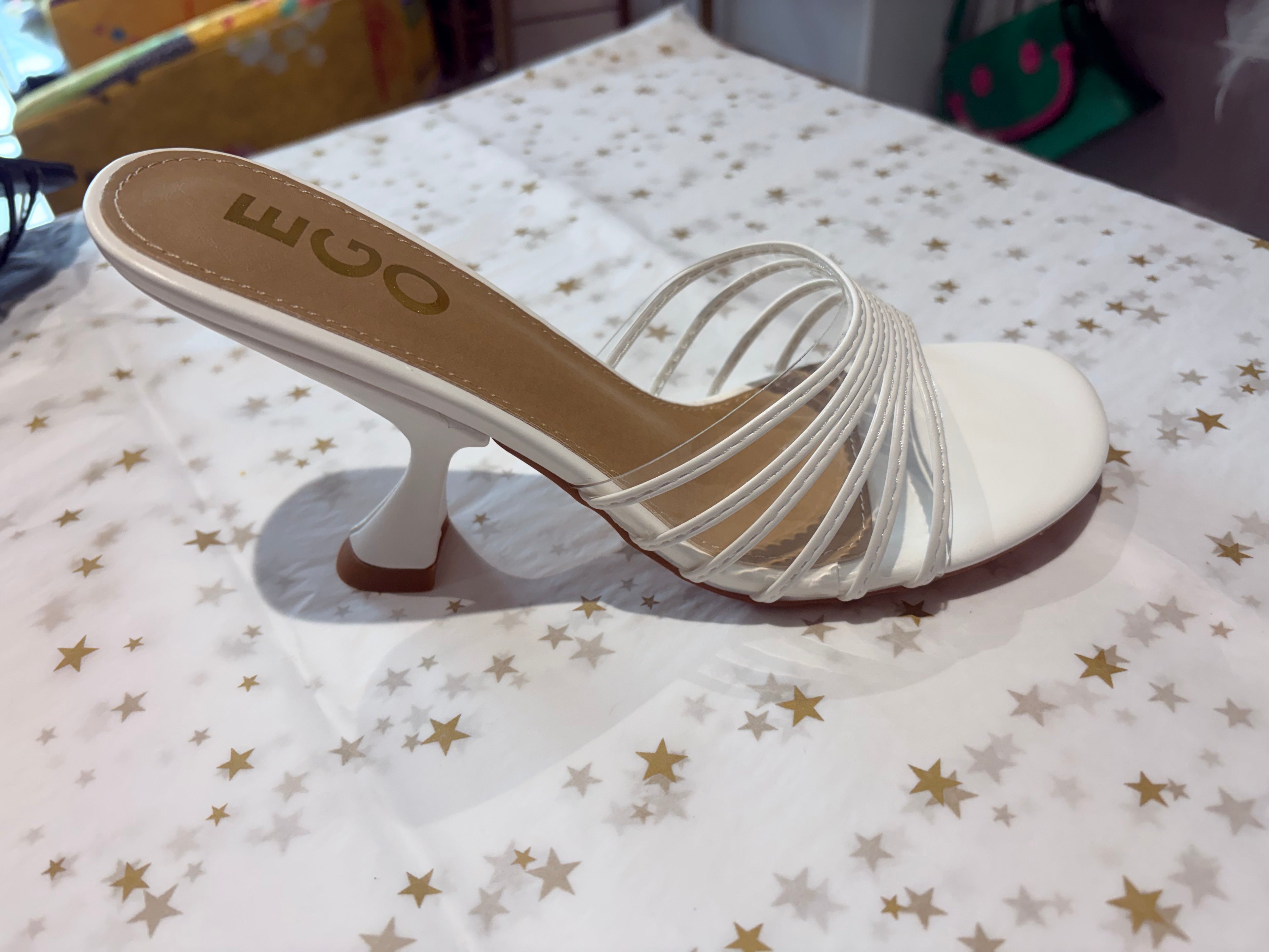 White straps slip on mule