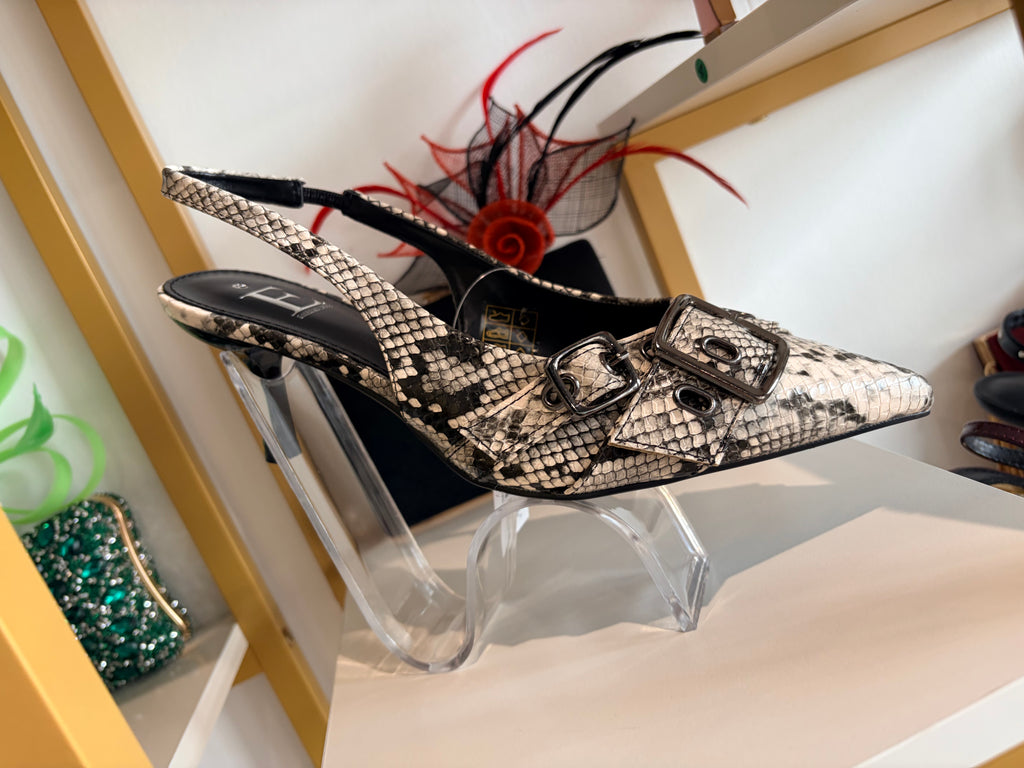 Snake Buckle leather Sling back shoes.