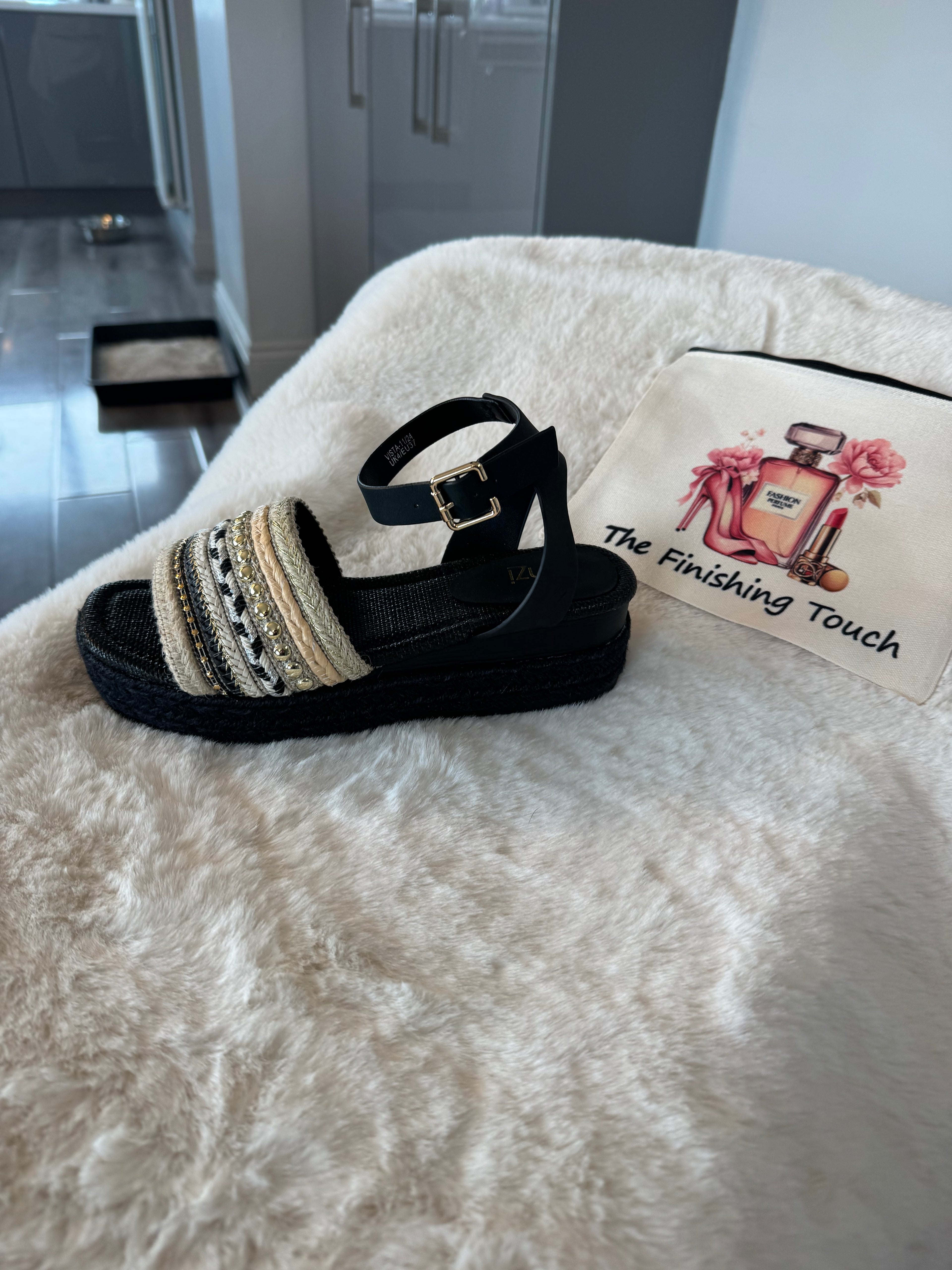 flat platform sandal