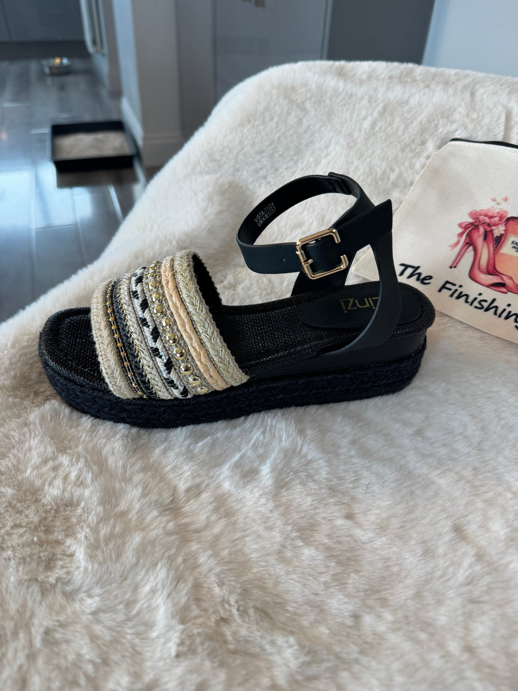 flat platform sandal