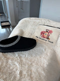 Suede slipper