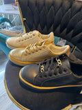 Orthopedic sneakers