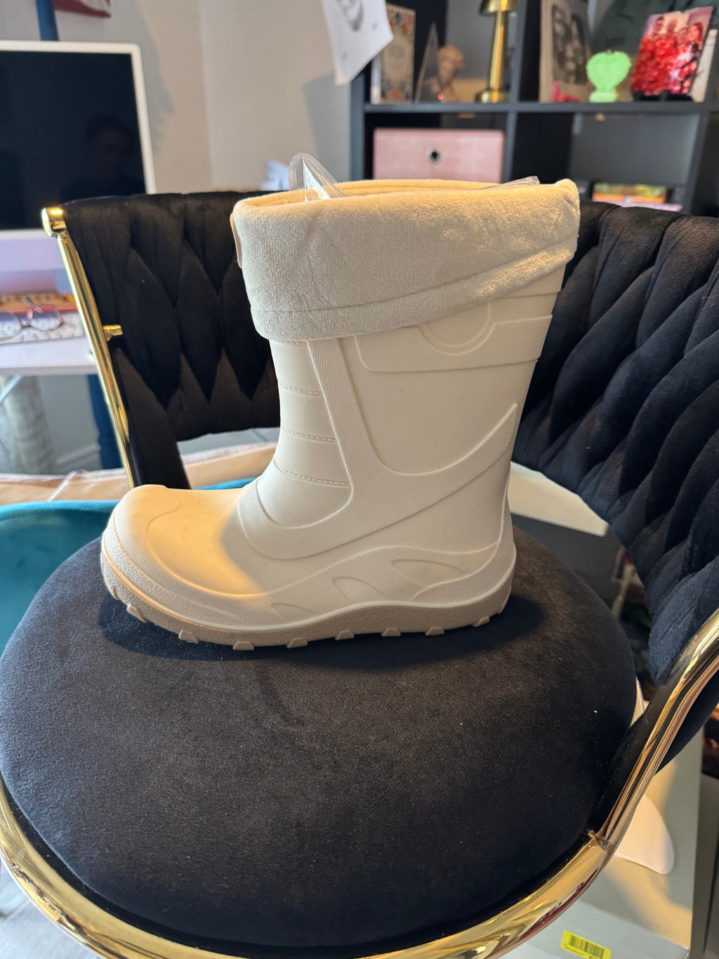 Children's wellie boots