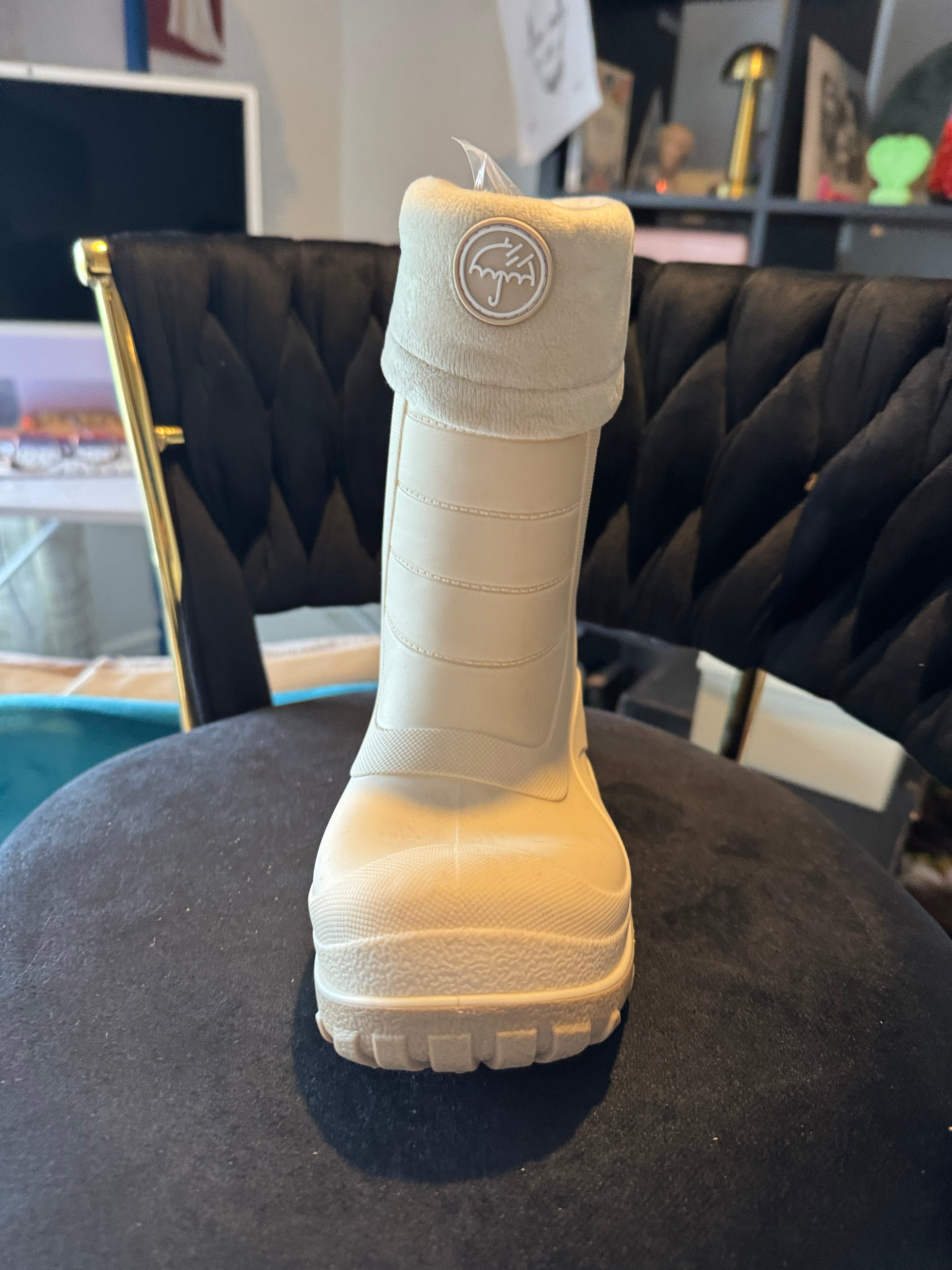 Children's wellie boots