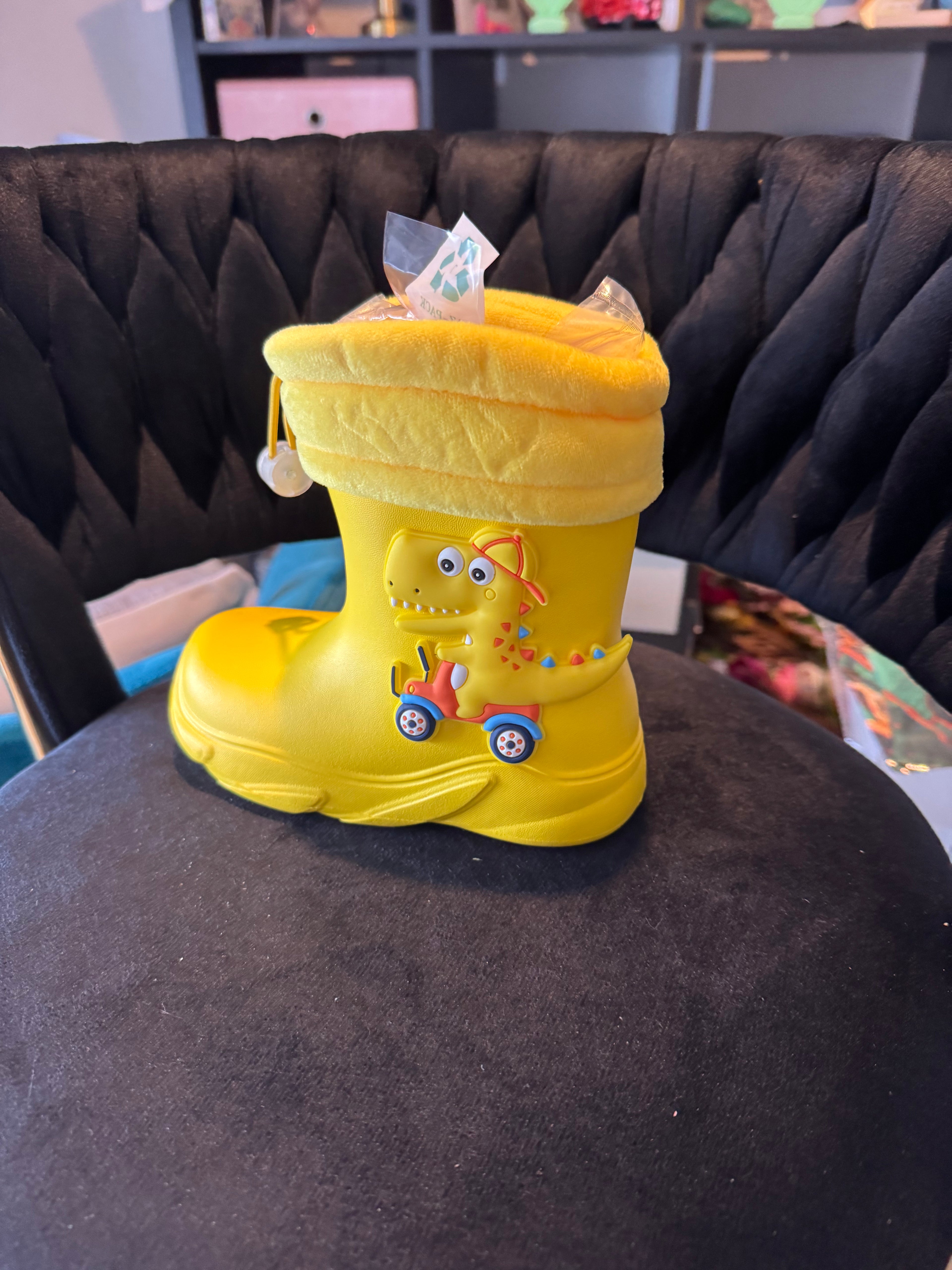 Children's wellie boots