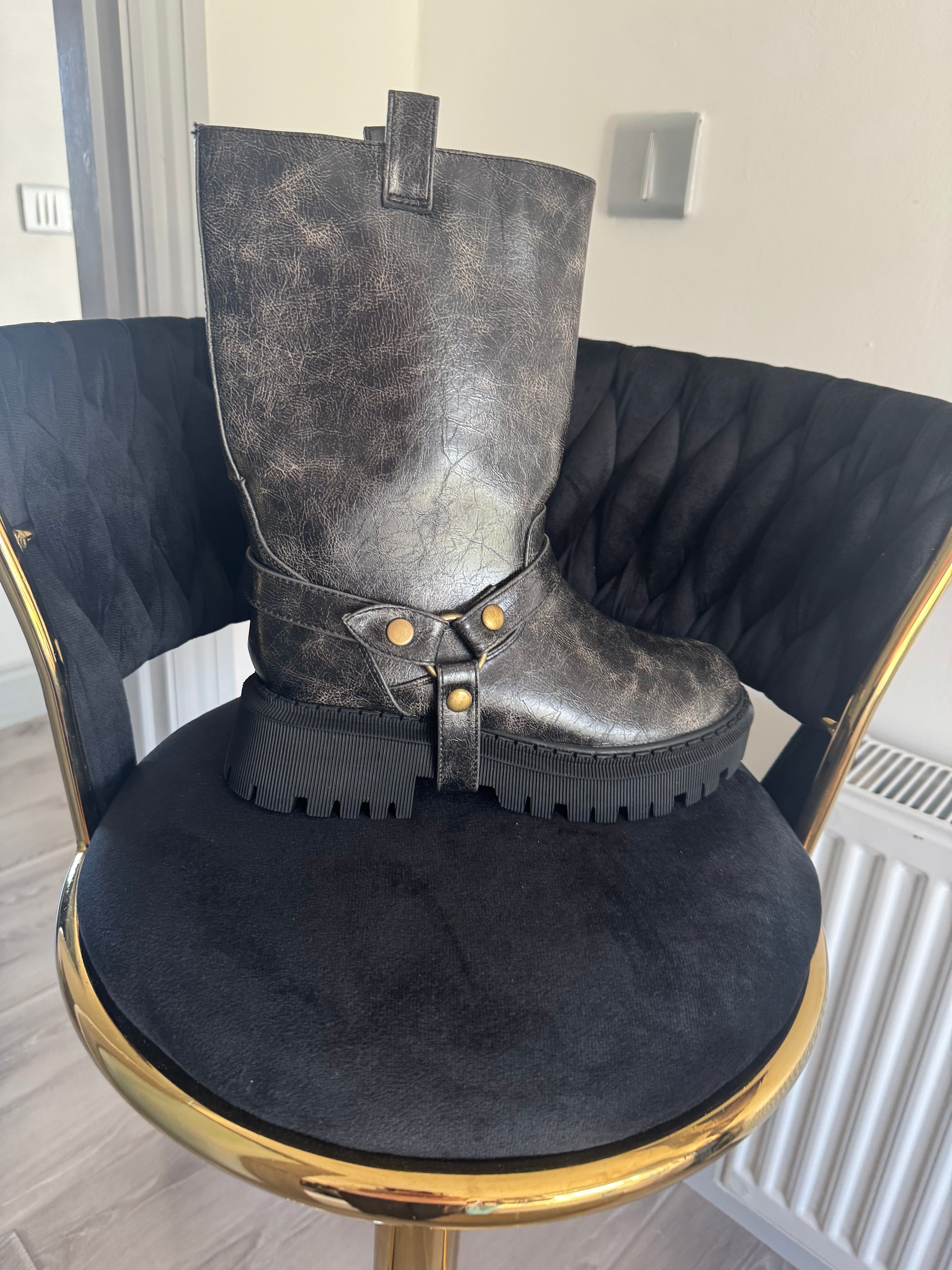 Flat Biker Boots