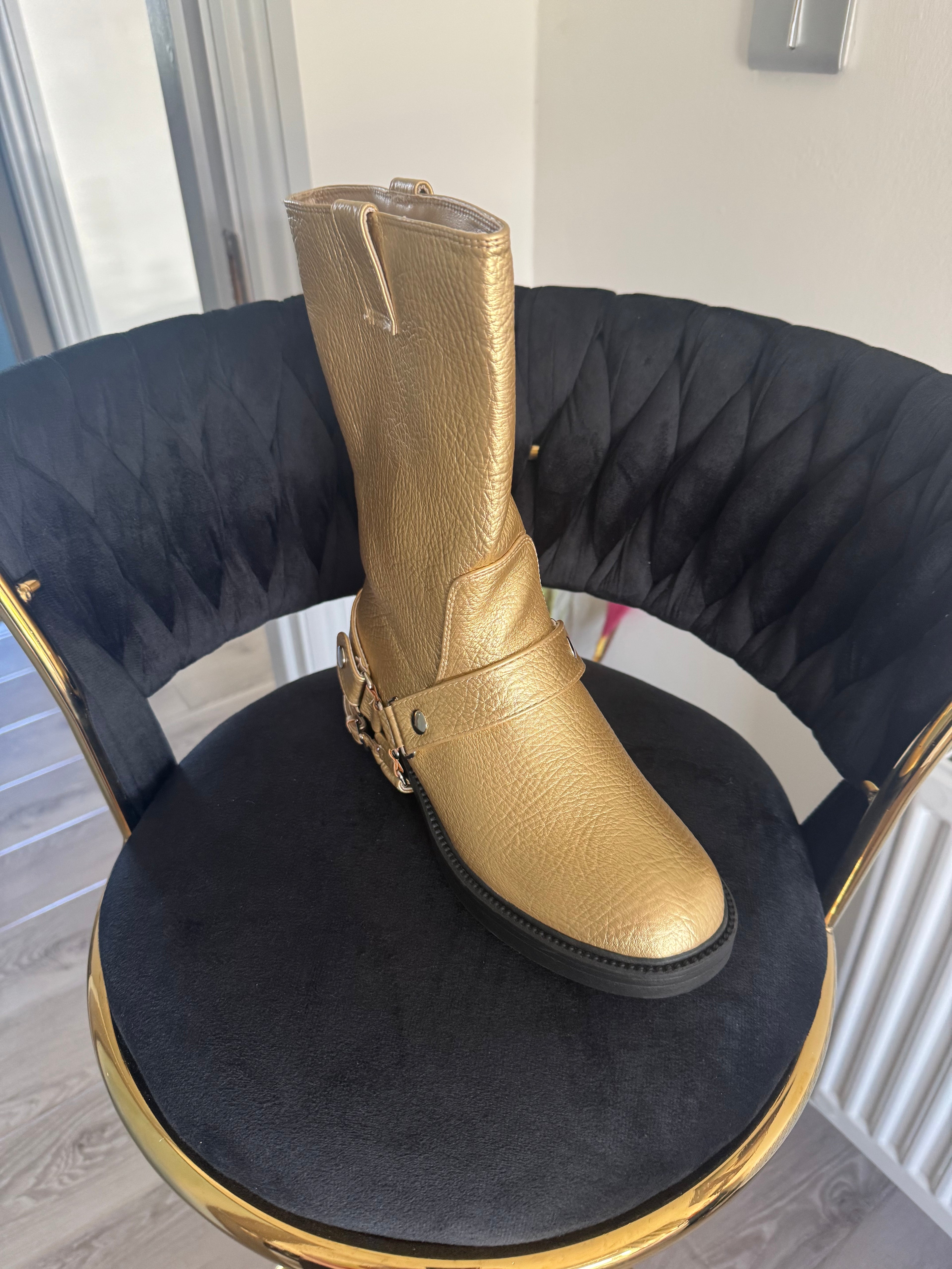 Flat Biker Boots