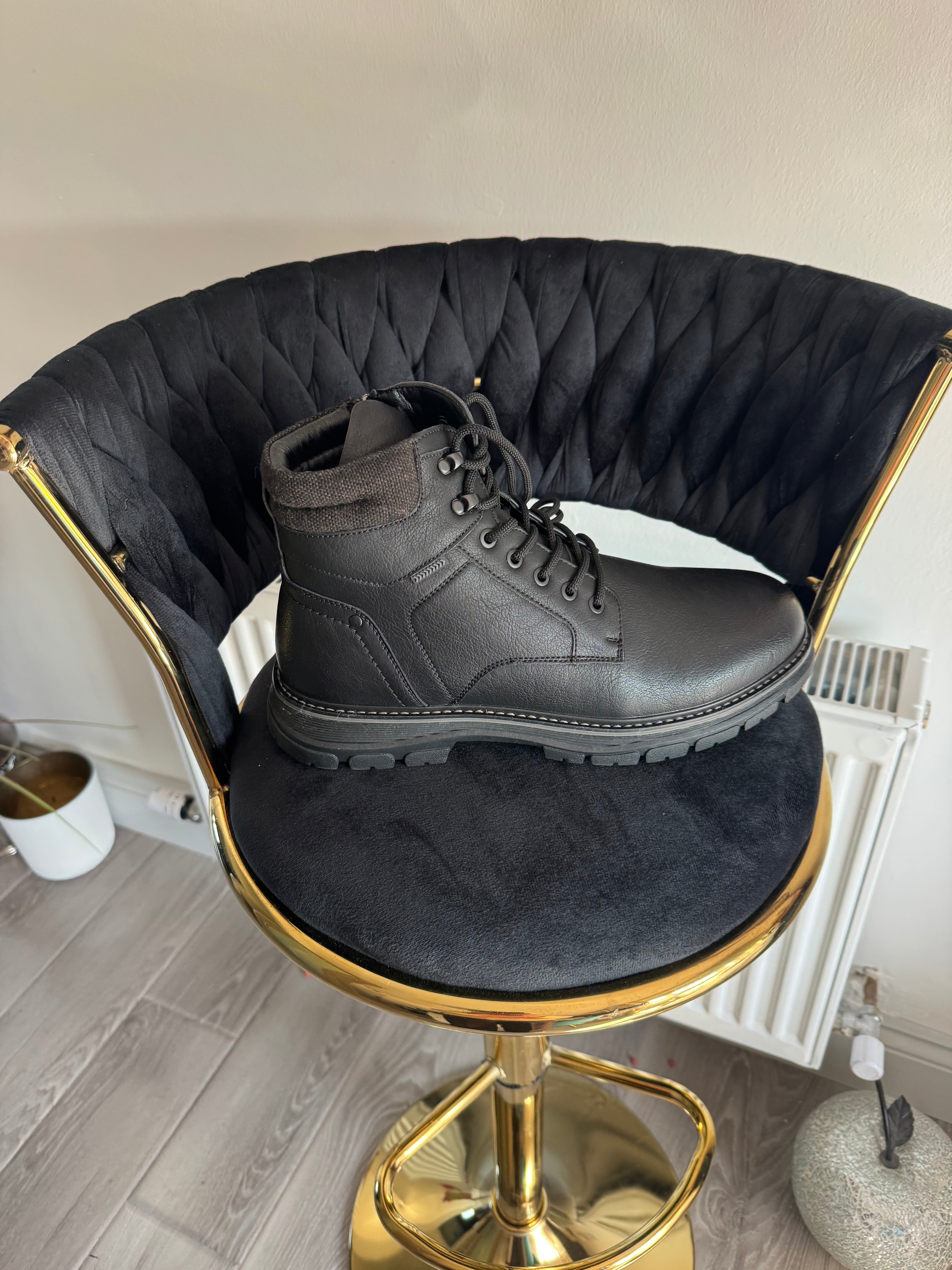 mens lace up boots