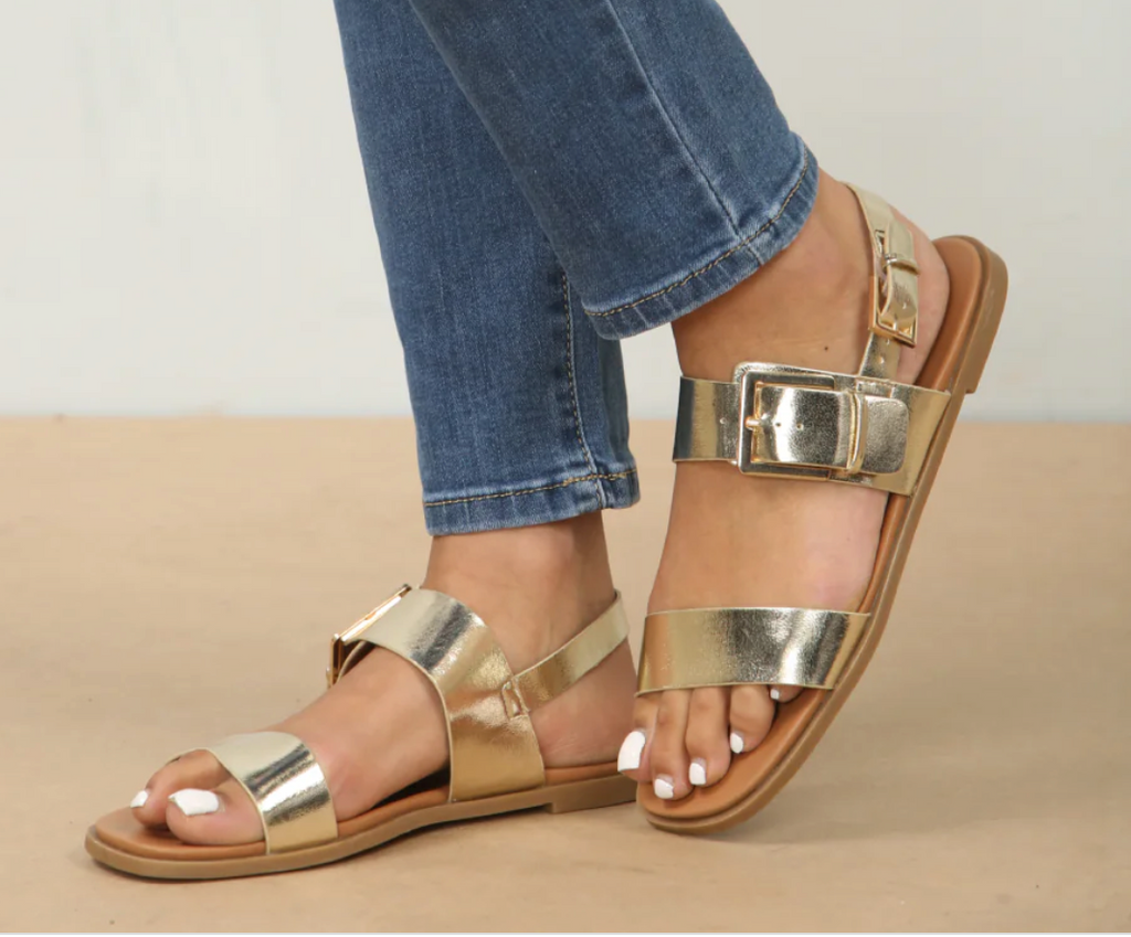Flat buckle sandal
